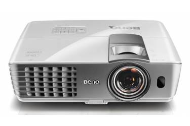 Проектор Benq W1070 DLP 2000Lm (1920x1080) 10000:1 ресурс лампы:3500часов 2xHDMI 2.65кг