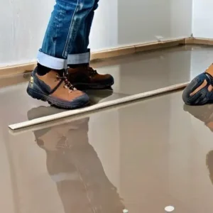 Стяжка пола: какие виды используются в строительстве